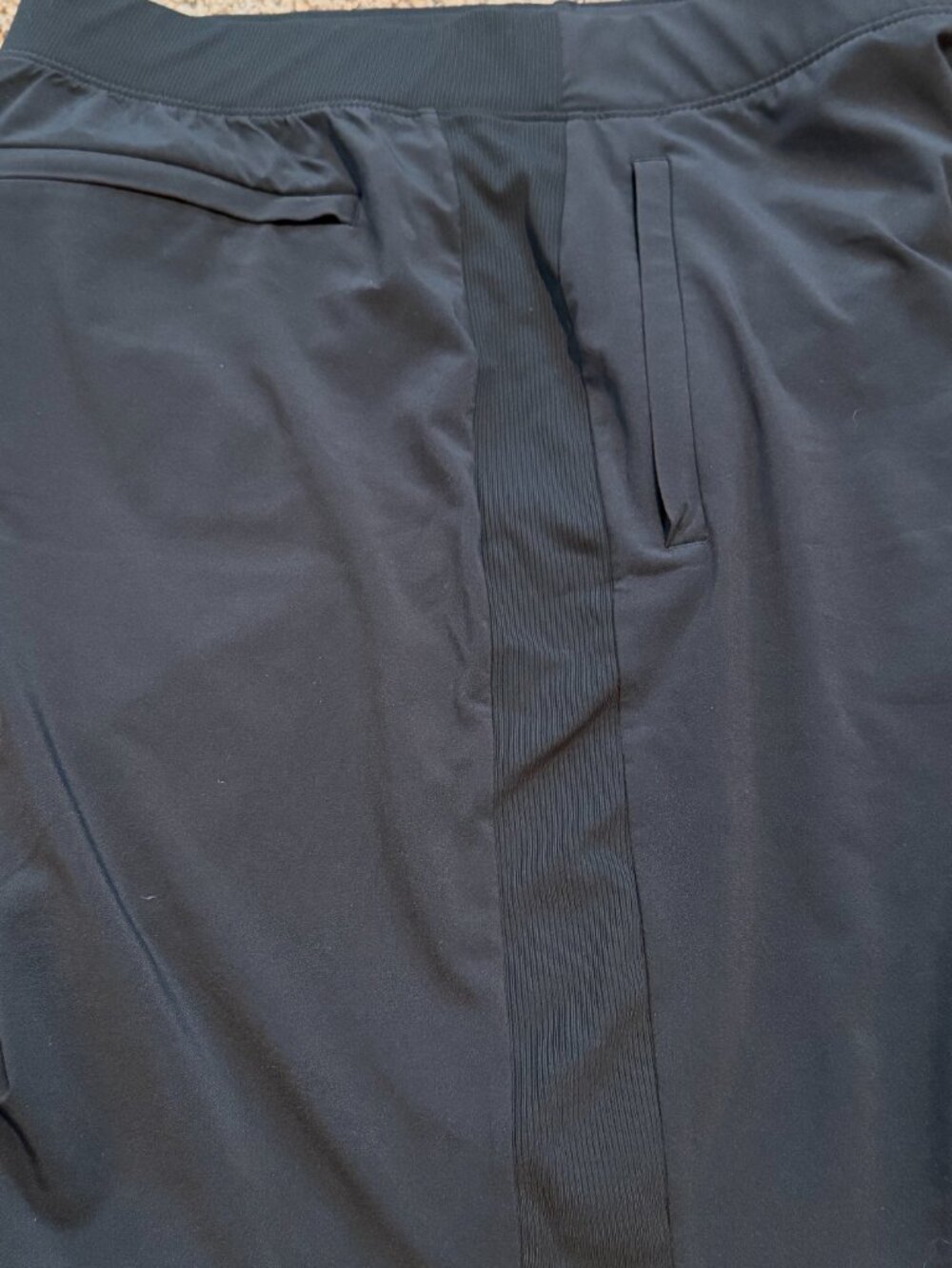 Athleta Black Athletic Training Shorts Size 10 Like New - Picture 4 of 10